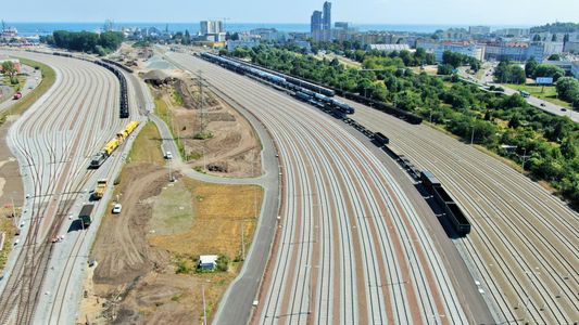 PKP PLK zapewniają lepszy dostęp koleją do portów w Trójmieście [ZDJĘCIA]