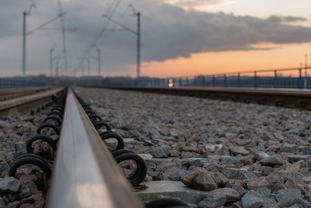 Setki milionów euro na modernizację najważniejszej linii kolejowej w woj. świętokrzyskim