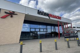 Amerykański gigant zamierza przejąć portfel nieruchomości Grupy Muszkieterów w Polsce