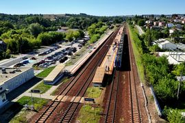 Szybsze podróże z nowych peronów na trasie Kraków - Tunel