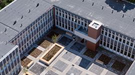 Nie tylko lifting. Wrocławskie szkoły i przedszkola przechodzą termomodernizację [ZDJĘCIA]