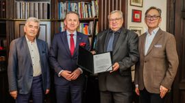 Polski producent pelletu kominkowego inwestuje w woj. śląskim, przy wsparciu KSSE