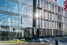 Firmy inwestują miliony w rozwój przemysłu w Małopolsce. KPT wspiera lokalnych producentów