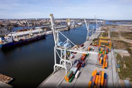 Port Szczecin gotowy na większe statki. Kanał Dębicki został przebudowany [FILM]
