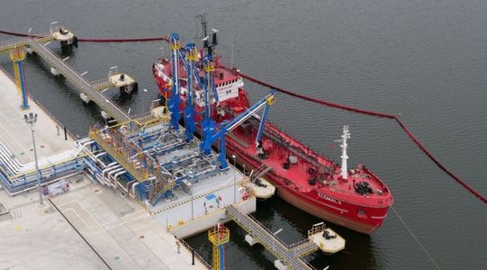 ORLEN uruchomił za pół miliarda złotych Morski Terminal Przeładunkowy na Martwej Wiśle w Gdańsku. Strategiczna inwestycja powstała głównie dzięki polskim firmom