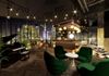 Warszawa: Sky bar na wysokości 80 metrów. Ghelamco prezentuje wnętrza hoteli w The Warsaw Hub [WIZUALIZACJE]