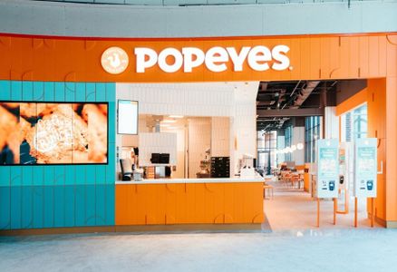 Amerykańska sieć Popeyes otworzy 8 nowych restauracji w Polsce. Znamy lokalizacje
