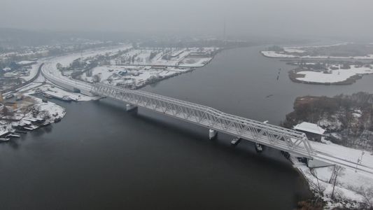 Nowy most kolejowy na Regalicy w Szczecinie zwiększył możliwości kolei i żeglugi [ZDJĘCIA]