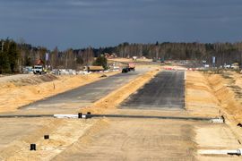 Lubelskie: Postępuje budowa odcinka drogi ekspresowej S19 Via Carpatia Lublin - Lubartów Północ [FILM+ZDJĘCIA]