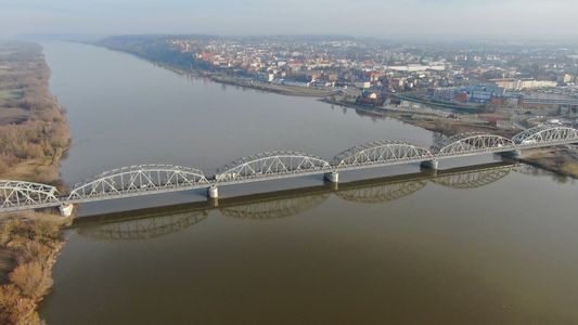 Grudziądz: lepszy dostęp do kolei i sprawne podróże pociągiem po wyremontowanym moście