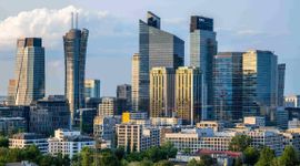 Wysoka aktywność najemców i ograniczona nowa podaż. Podsumowanie 2025 roku na warszawskim rynku biurowym [RAPORT] 