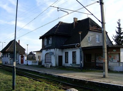 Kultowa stacja kolejowa z „Samych swoich” pod Wrocławiem odzyska blask. PKP szykuje pełną rewitalizację