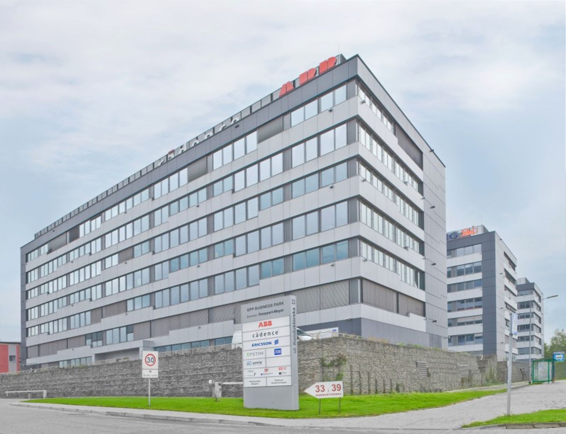  Nowe centrum usług w Katowicach