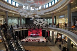 [Kraków] Dziś centrum handlowe Serenada zostało otwarte dla klientów