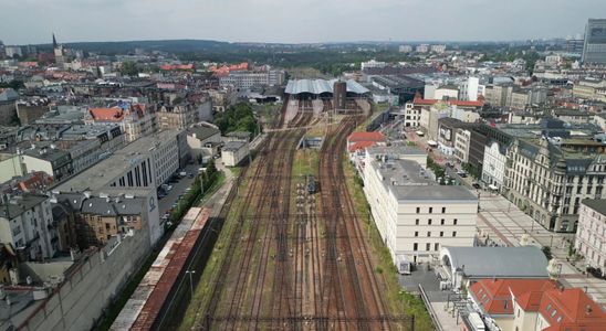 W Katowicach realizowana jest największa kolejowa inwestycja w historii woj. śląskiego [FILM]