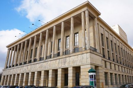 Zabytkowy gmach Teatru Wielkiego w Łodzi doczeka się remontu 