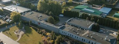 Duży polski producent odzieży przeznaczonej między innymi dla wojska oraz służb mundurowych rozbudował fabrykę pod Warszawą