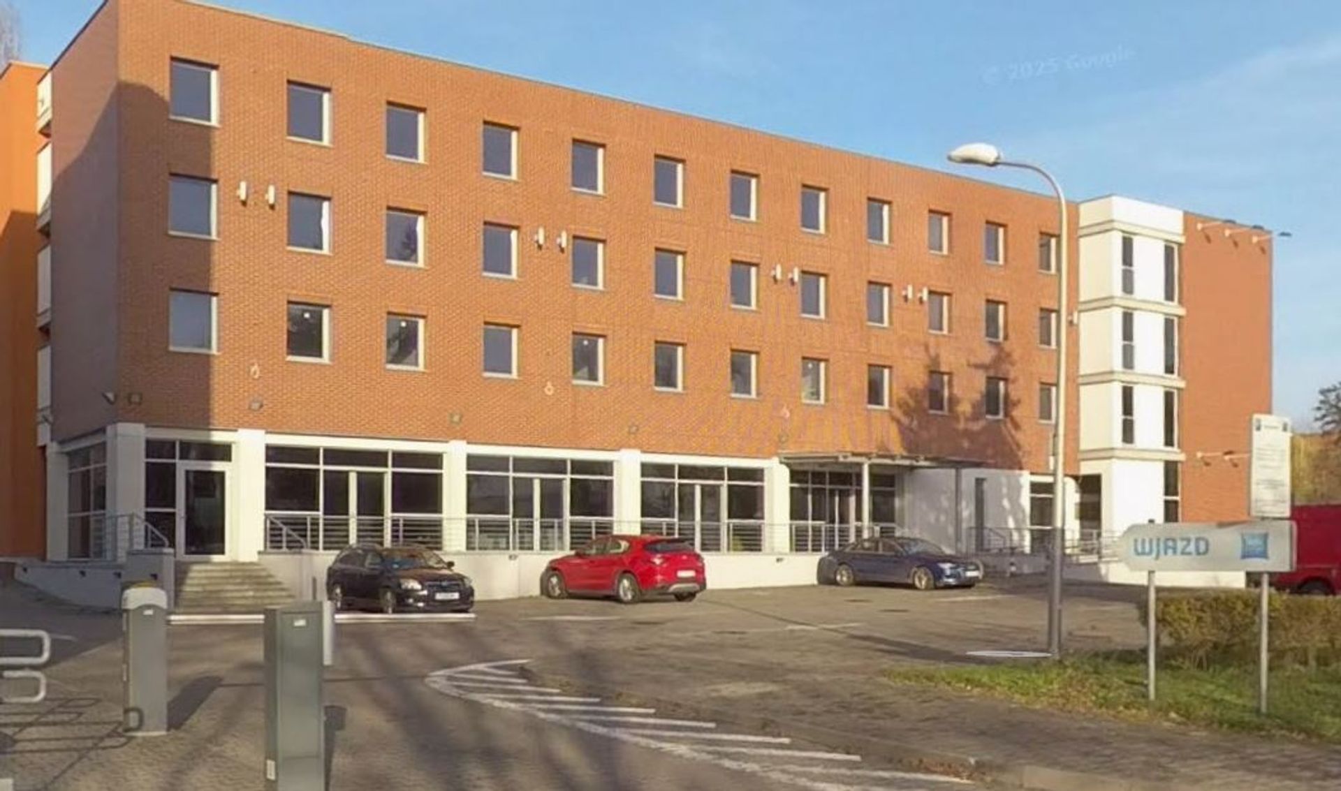 Cube planuje dokończenie budowy hotelu ibis Styles w Toruniu