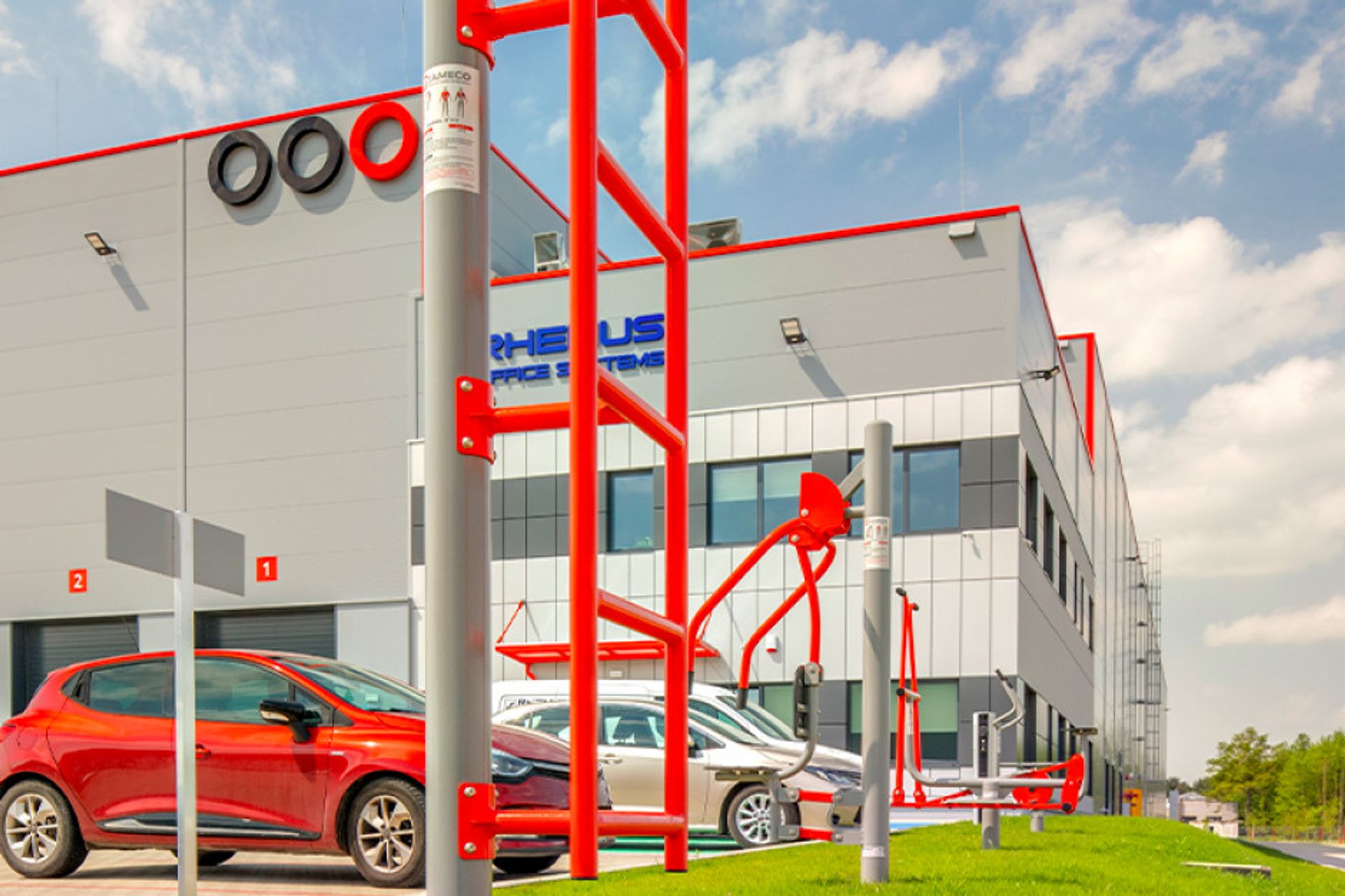Dostawca i operator nowoczesnych usług biznesowych zajmuje nowy magazyn w SEGRO Logistics Park Warsaw 