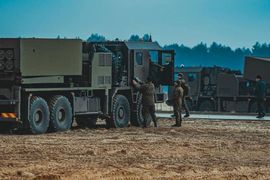 Kolejny krok w lokalizacji programu Homar-K w Polsce. Hanwha Aerospace i Agencja Uzbrojenia podpisały porozumienie