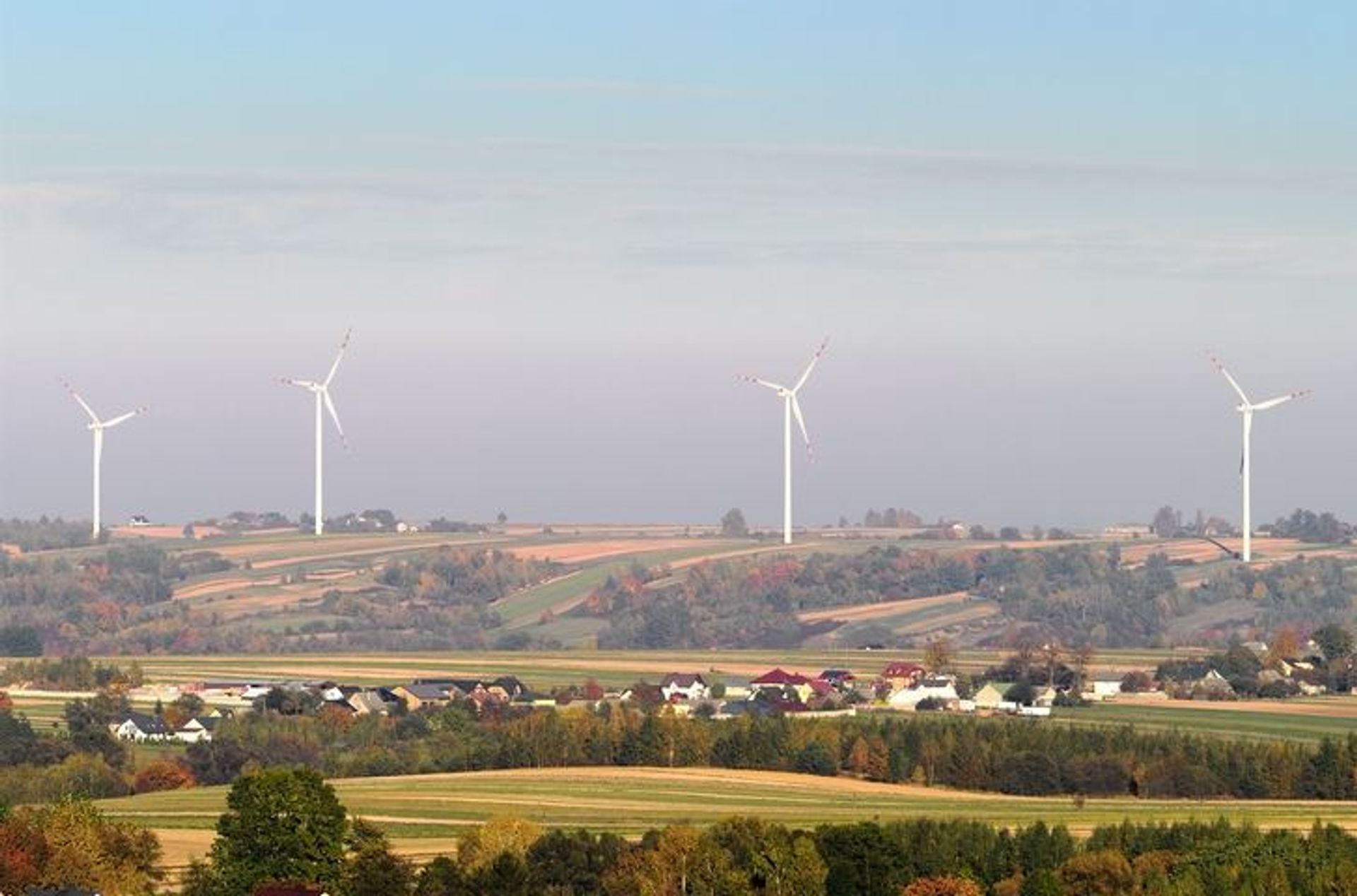 Branża wiatrowa zaniepokojona planami resortu dotyczącymi rozwoju energetyki wiatrowej