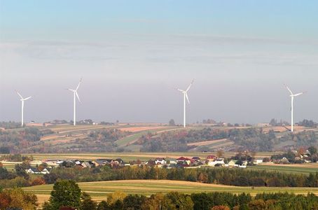 Branża wiatrowa zaniepokojona planami resortu dotyczącymi rozwoju energetyki wiatrowej