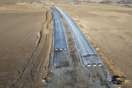 Na Dolnym Śląsku trwa budowa odcinka drogi ekspresowej S8 Jordanów Śląski – Łagiewniki Zachód [FILMY]