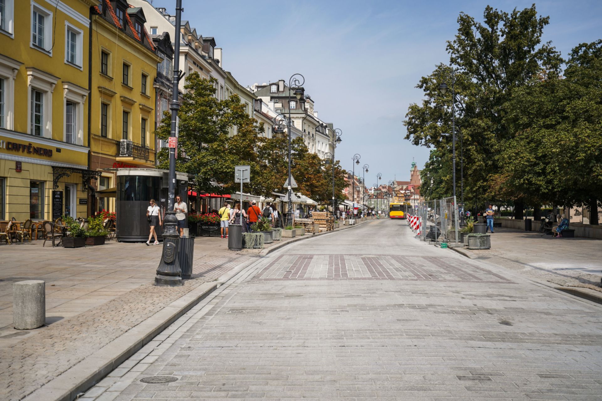 Remont Krakowskiego Przedmieścia w Warszawie skończy się przed terminem? 