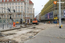 Wrocław: Trwa remont torowiska przy ul. Piłsudskiego [FILM + ZDJĘCIA]