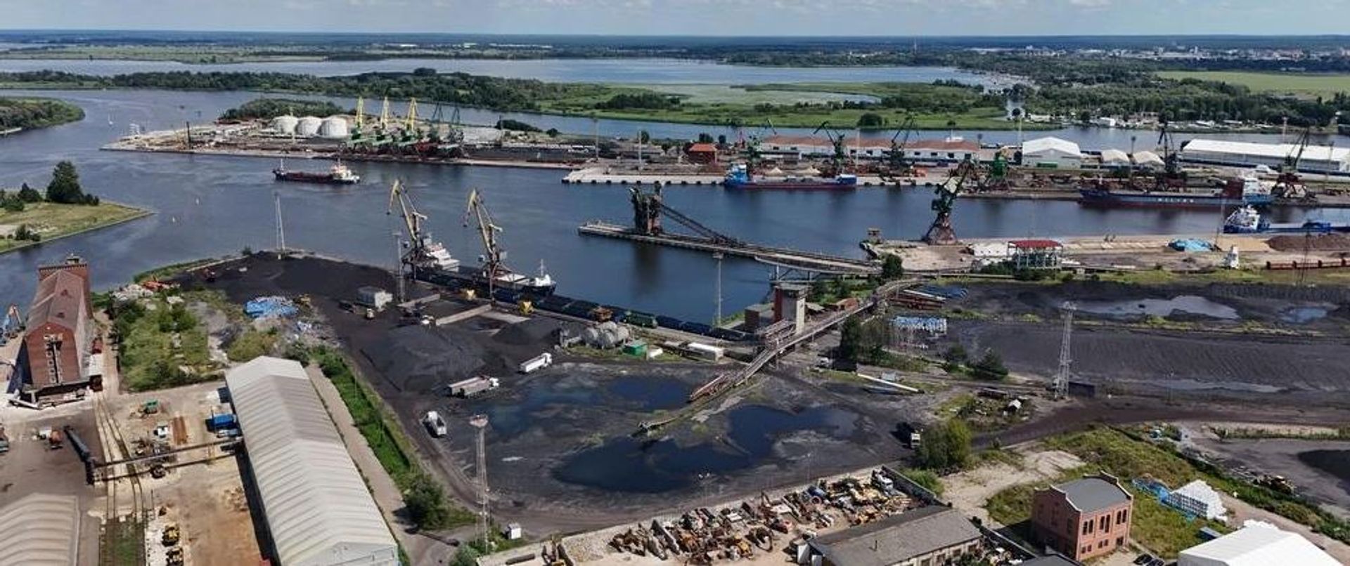 Jakie inwestycje realizowane są obecnie przez Port Szczecin?