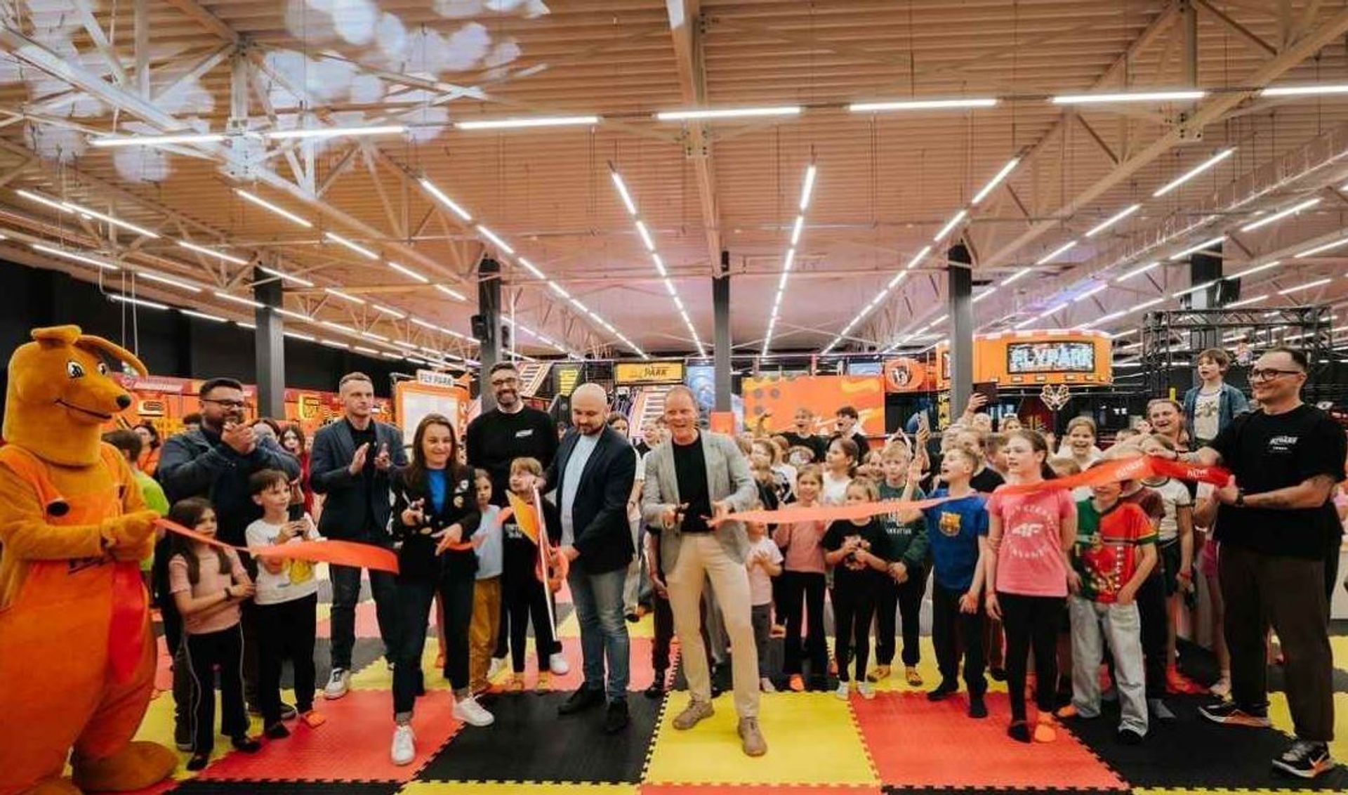 Polska sieć parków rozrywki i trampolin FlyPark kontynuuje ekspansję