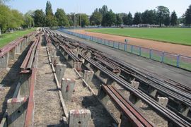 [Wrocław] Małe stadiony we Wrocławiu popadają w ruinę