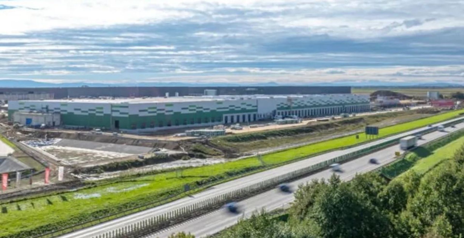Żabka wybuduje wielkie centrum logistyczne pod Łodzią. Setki nowych miejsc pracy