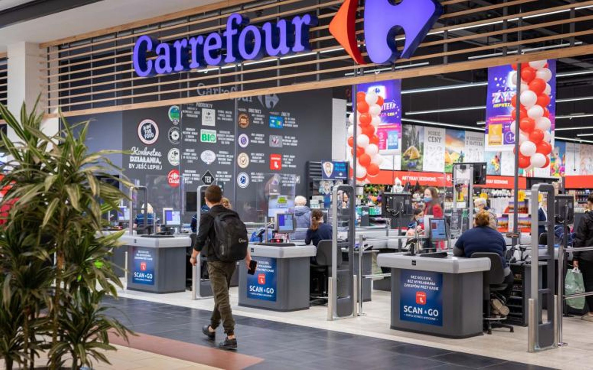 Carrefour otworzył we Wrocławiu nowy hipermarket i sklep BIO w jednym 