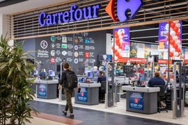 Carrefour otworzył we Wrocławiu nowy hipermarket i sklep BIO w jednym [ZDJĘCIA]