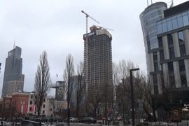 W Warszawie trwa budowa nowego, 174-metrowego wieżowca The Bridge [FILMY]