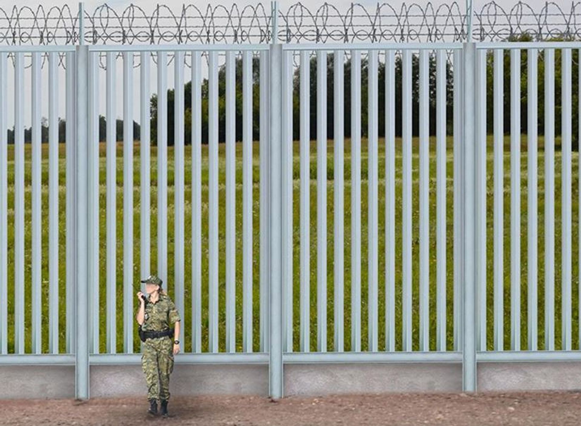 Na granicy z Białorusią powstaje nowa zapora. Czterometrowa bariera ma zabezpieczyć cały 186‑kilometrowy odcinek