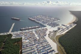 Trwa budowa nowego terminala dla Baltic Hub w Gdańsku. Inwestycja jest warta 450 mln euro [FILMY + WIZUALIZACJE]