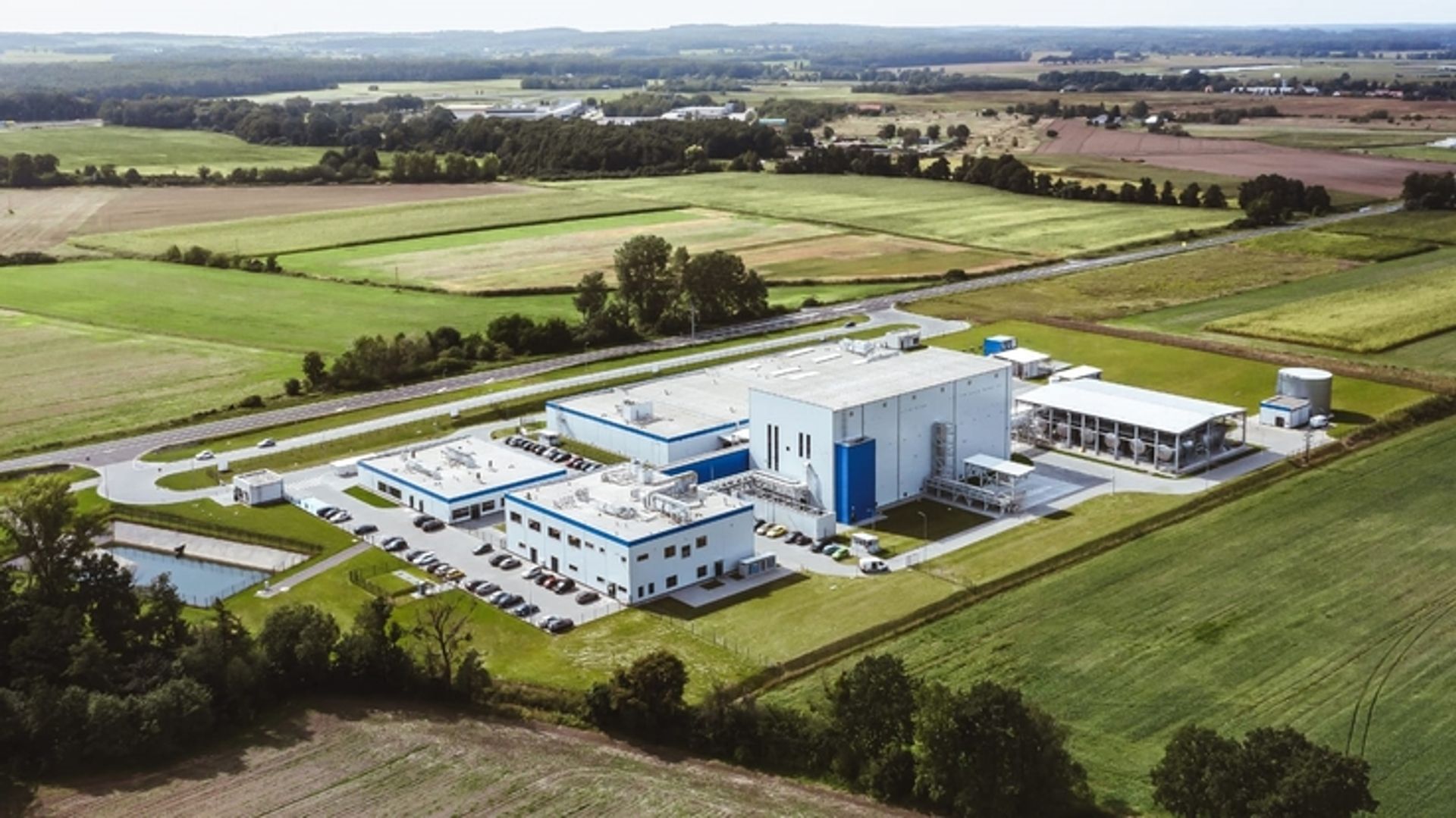 GTHR Poland rozpoczyna masową produkcję elektrolitu stosowanego w bateriach litowo-jonowych