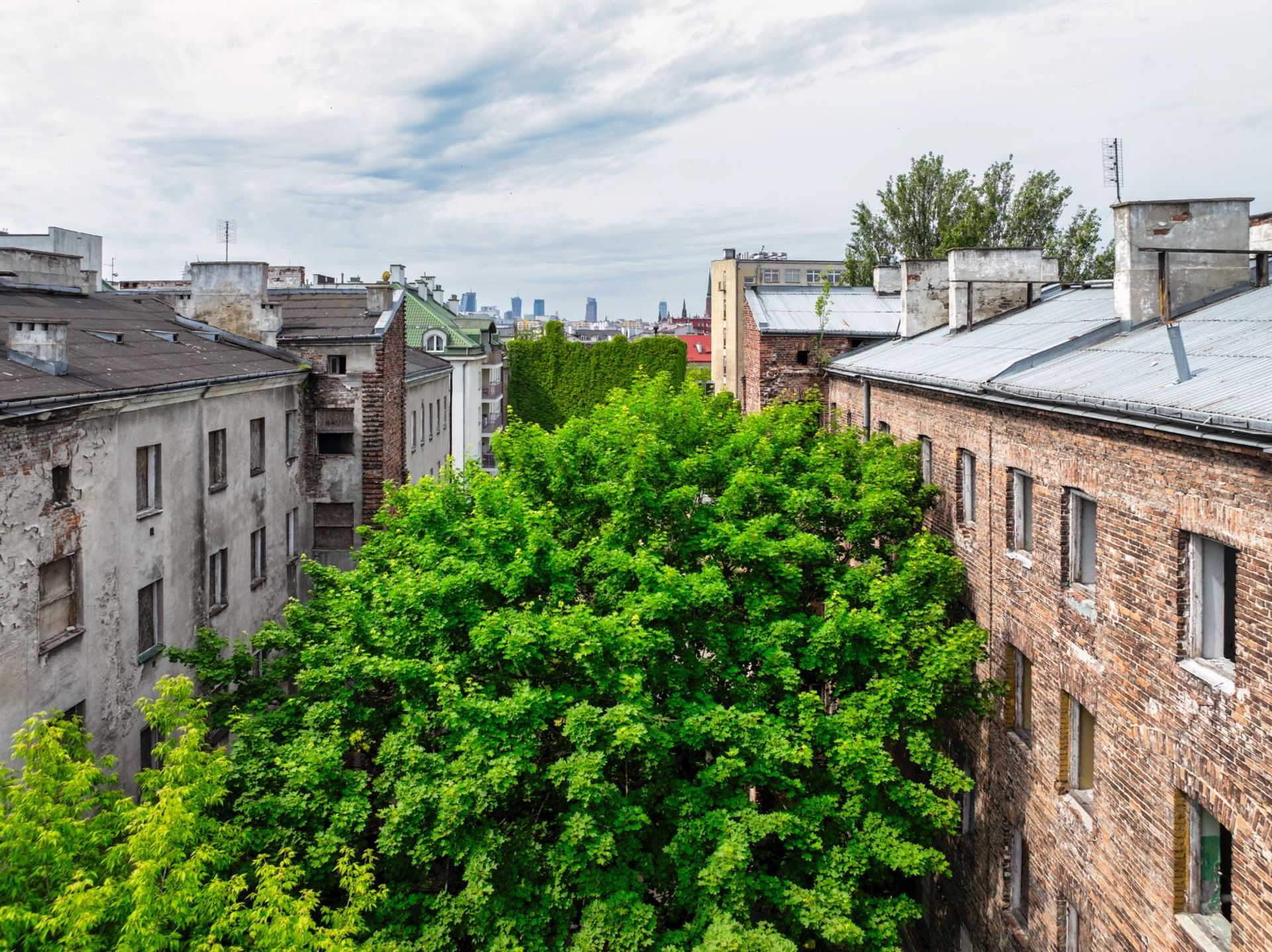 WARSZAWA: Kolejne praskie kamienice do remontu. Teraz czas na Ząbkowską