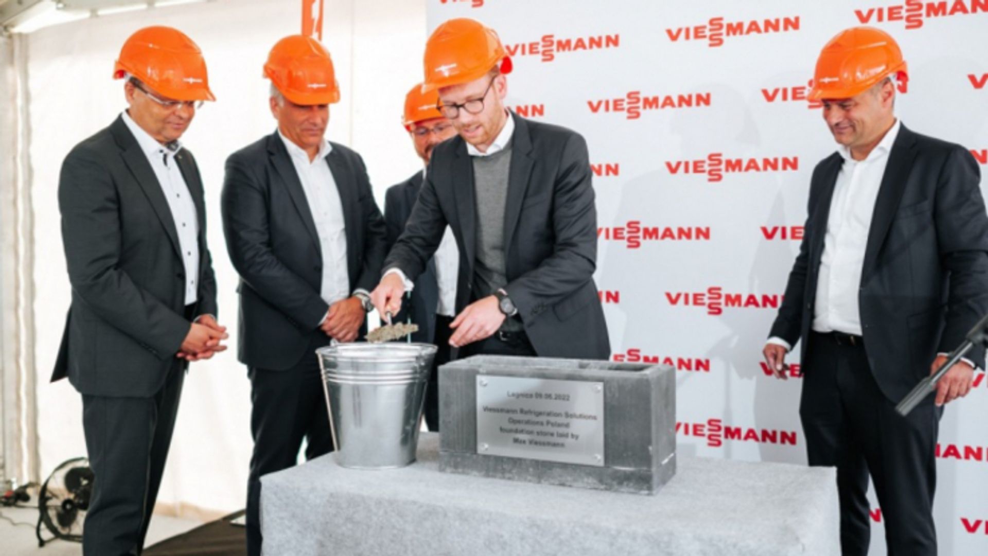 W Legnicy ruszyła budowa nowej, wielkiej fabryki niemieckiej firmy Viessmann Refrigeration Solutions 