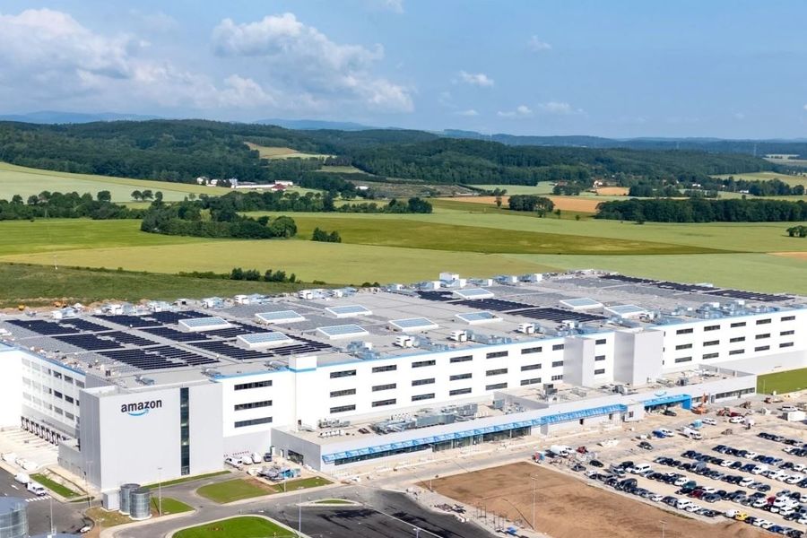 Ponad 1000 nowych, stałych miejsc pracy. Amazon otwiera na Dolnym Śląsku swoje najbardziej zaawansowane technologicznie centrum logistyczne w Polsce