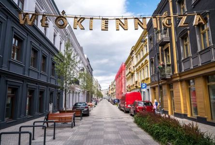 Nowe remonty zabytkowych kamienic przy ul. Włókienniczej w Łodzi [ZDJĘCIA+WIZUALIZACJE]