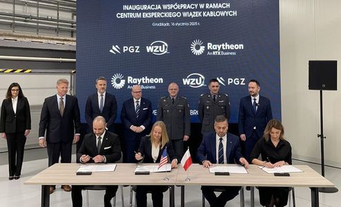 Wojskowe Zakłady Uzbrojenia S.A. i Raytheon otwierają nowe Centrum Eksperckie Wiązek Kablowych