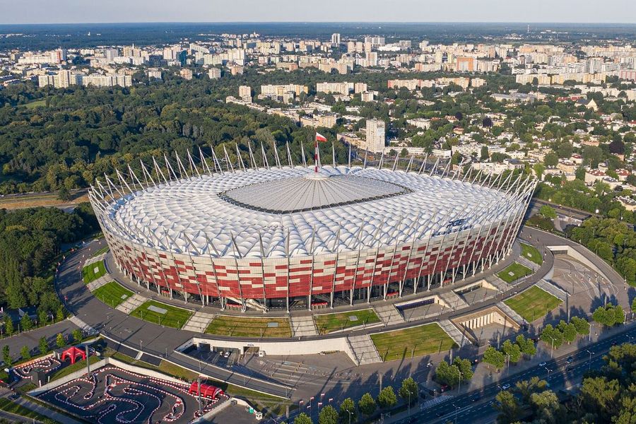 37 milionów złotych na tymczasowy basen olimpijski na Stadionie PGE Narodowym w Warszawie?