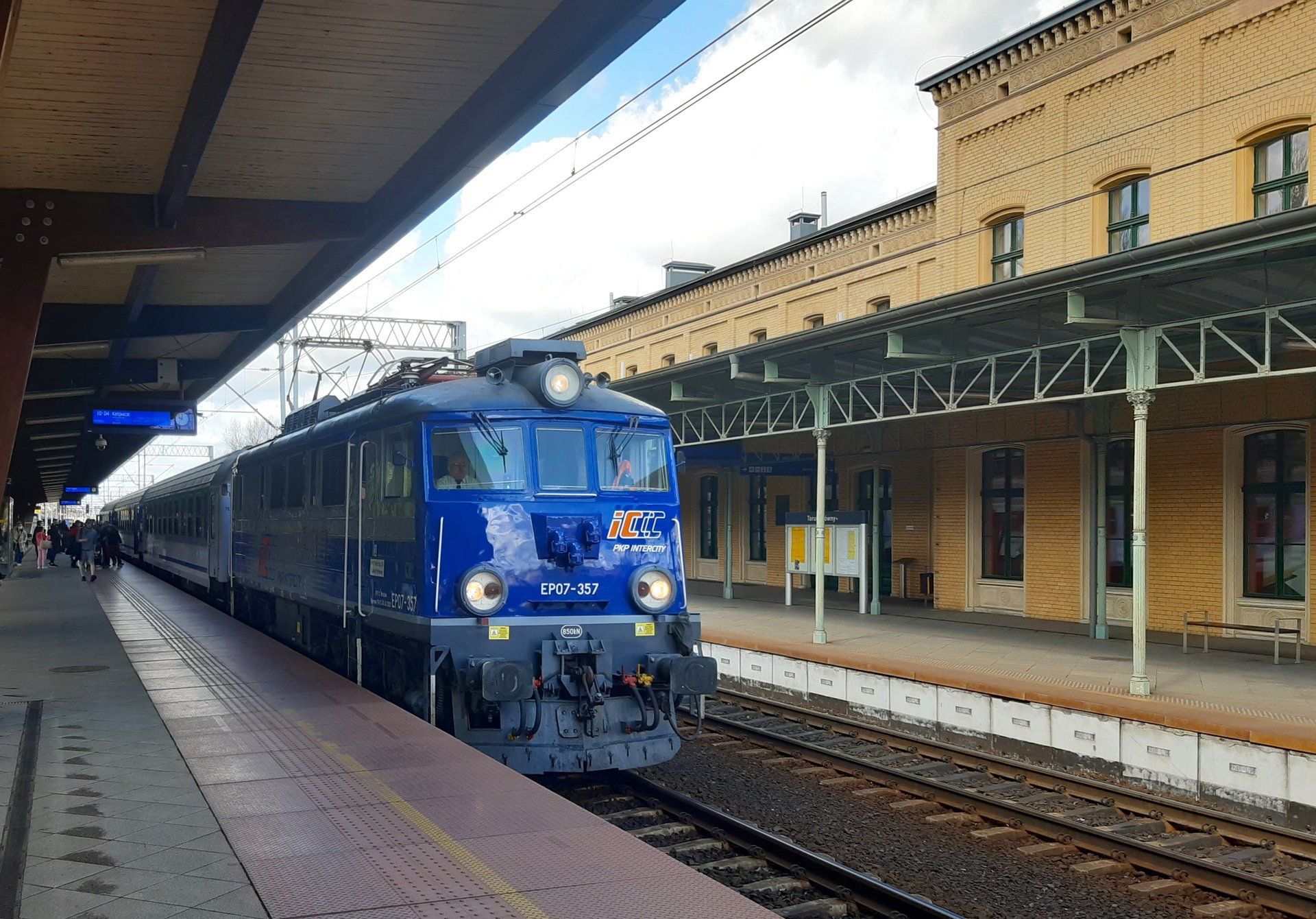 Nowe urządzenia na trasie Toruń – Bydgoszcz zapewnią bezpiecznie i sprawne podróże koleją