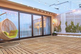 Kreatywne aranżacje z podestami tarasowymi: inspiracje do ogrodu i na balkon