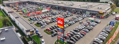 Duży park handlowy pod Warszawą otwarty po rebrandingu 