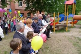 [Żarki] Place zabaw i mini skate park w Żarkach - prezent na Dzień Dziecka
