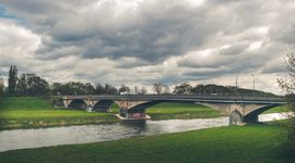 Wrocław: Nowe mosty Chrobrego coraz bliżej. Docelowo pojadą nimi tramwaje